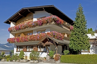 13_Angerer_Ansicht_West1.jpg