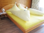 13_Familienappartement_economy_Schlafzimmer.jpg